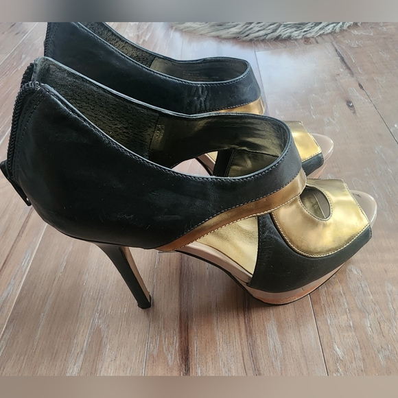 Womens 7.5B Jessica Simpsons heels. Beautiful shows 🔥. - Picture 1 of 5
